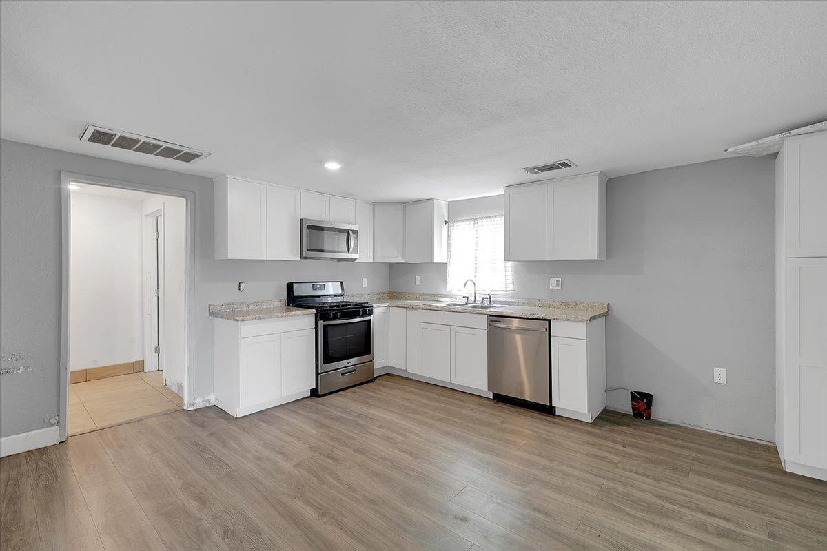 Detail Gallery Image 7 of 24 For 4863 Arboga Rd, Olivehurst,  CA 95961 - 2 Beds | 1 Baths