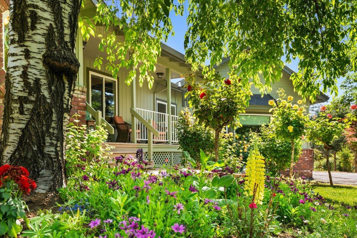 Detail Gallery Image 68 of 73 For 10107 Park View Ln, Penn Valley,  CA 95946 - 3 Beds | 2 Baths