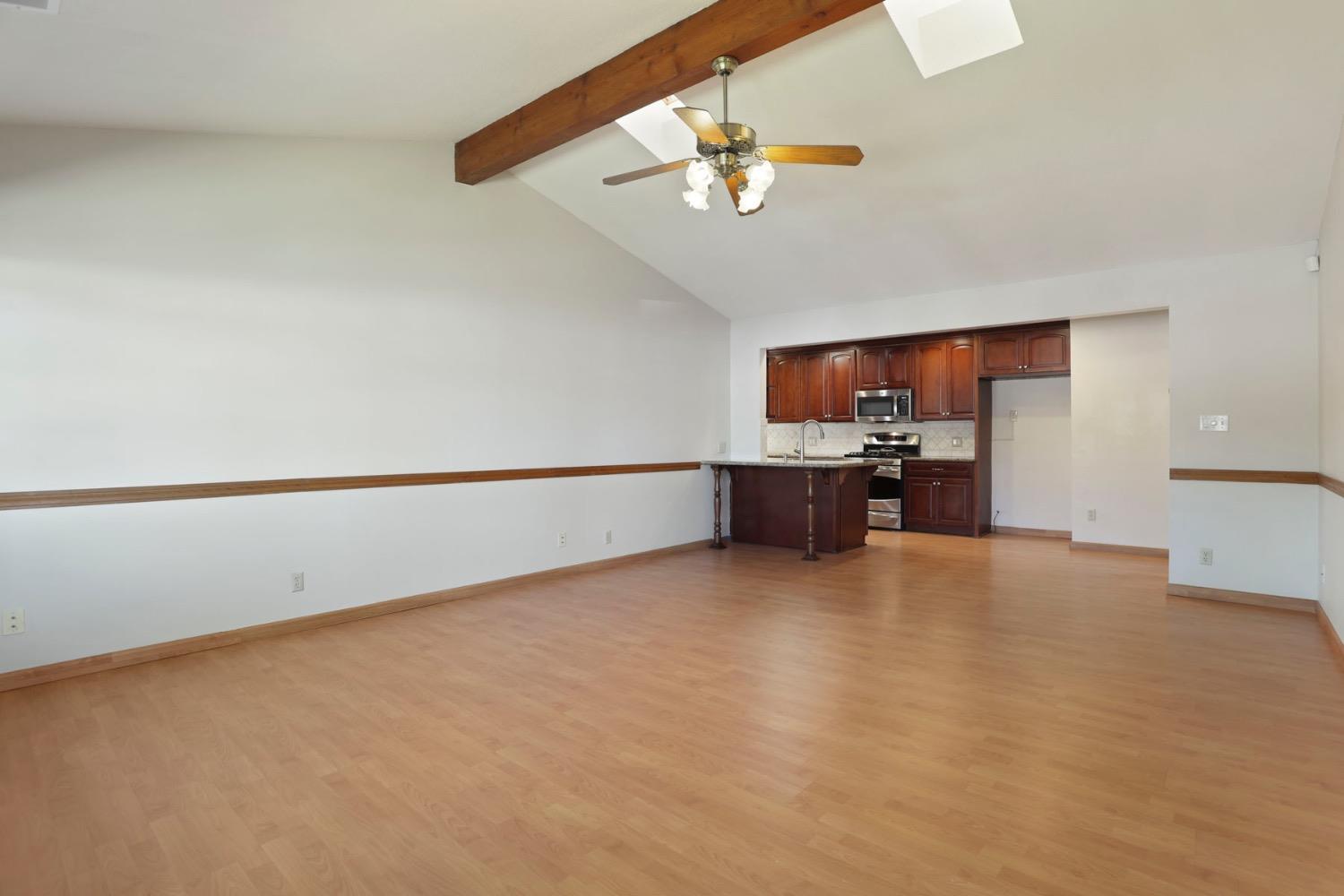 Detail Gallery Image 13 of 43 For 1152 Stanton Way, Stockton,  CA 95207 - 3 Beds | 2 Baths