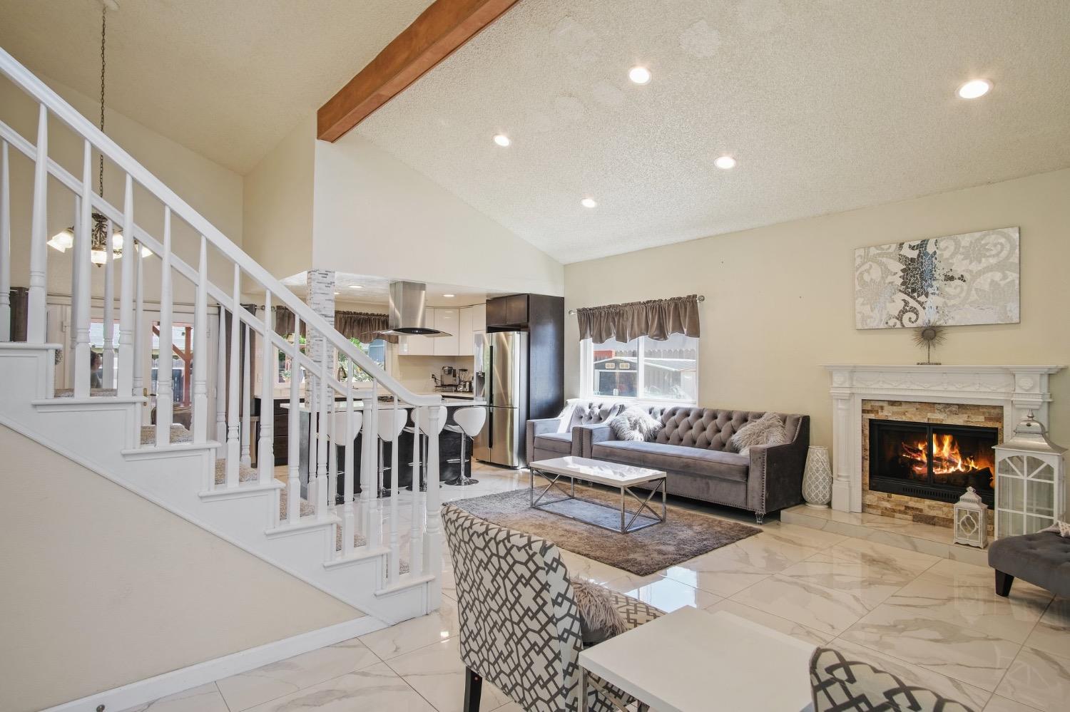 Detail Gallery Image 8 of 40 For 685 Bennington Ave, Turlock,  CA 95382 - 3 Beds | 2 Baths