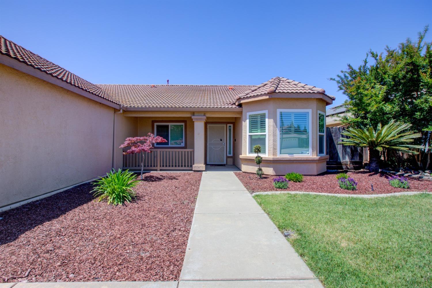 Detail Gallery Image 5 of 55 For 1217 Fairway Dr, Atwater,  CA 95301 - 3 Beds | 2 Baths