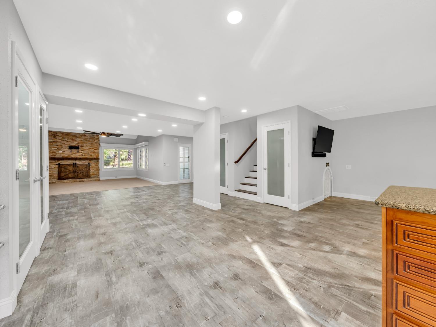 Detail Gallery Image 20 of 49 For 11303 Gold Country Blvd, Gold River,  CA 95670 - 3 Beds | 2/1 Baths