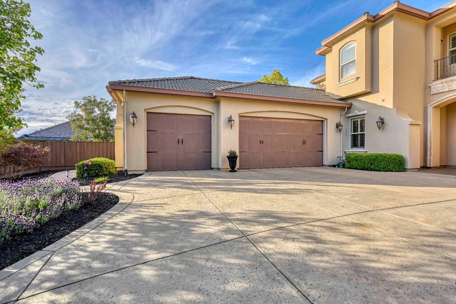 Detail Gallery Image 11 of 60 For 109 Roberts Pl, Roseville,  CA 95661 - 4 Beds | 3 Baths