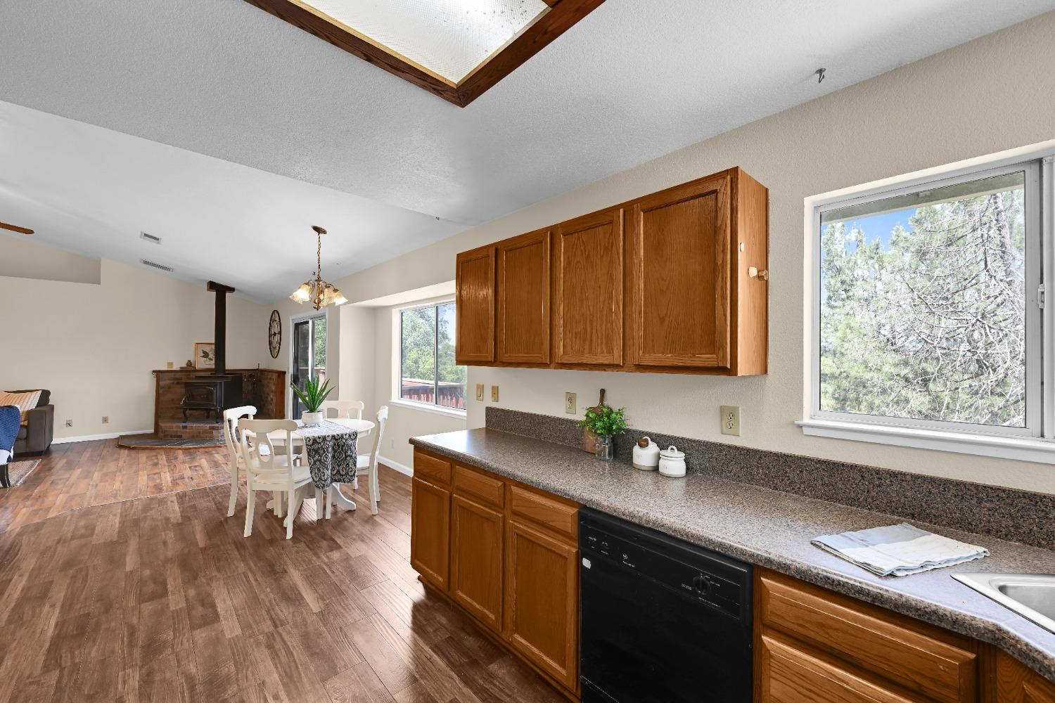 Detail Gallery Image 21 of 51 For 8640 Riverview Ter, –,  CA 95977 - 3 Beds | 2 Baths