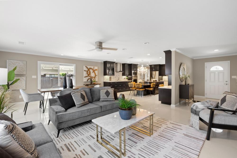 Detail Gallery Image 2 of 52 For 6788 Langston Way, Sacramento,  CA 95831 - 3 Beds | 2 Baths