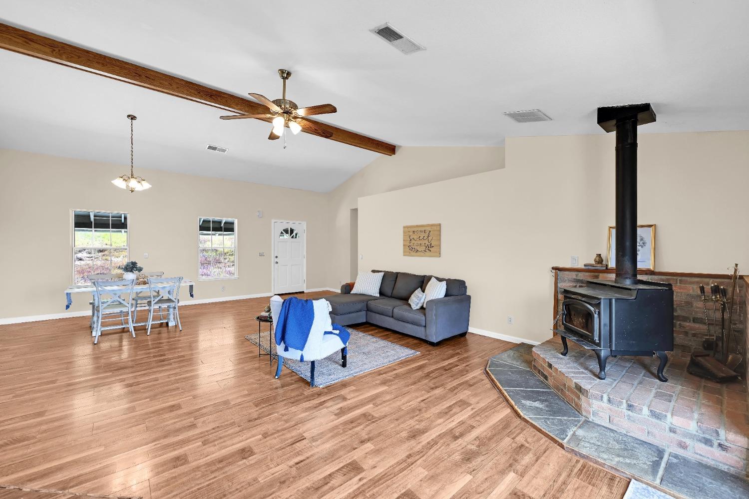 Detail Gallery Image 12 of 51 For 8640 Riverview Ter, –,  CA 95977 - 3 Beds | 2 Baths