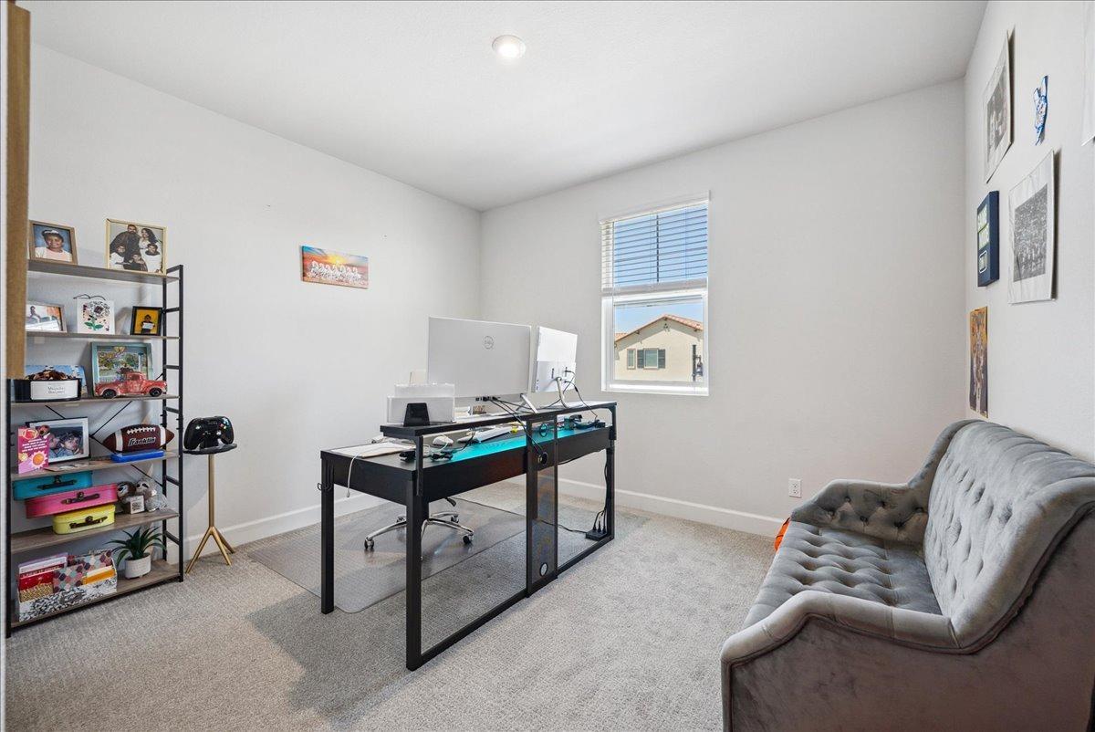 Detail Gallery Image 36 of 54 For 1304 Silversmith Ln, Rocklin,  CA 95765 - 5 Beds | 4 Baths