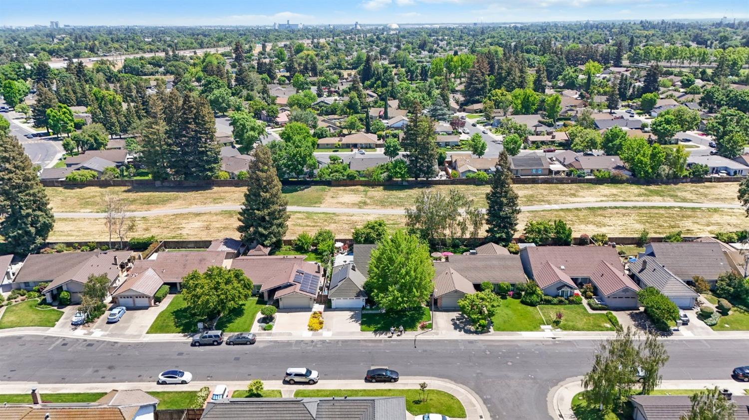 Winding River Circle, Stockton, California image 32