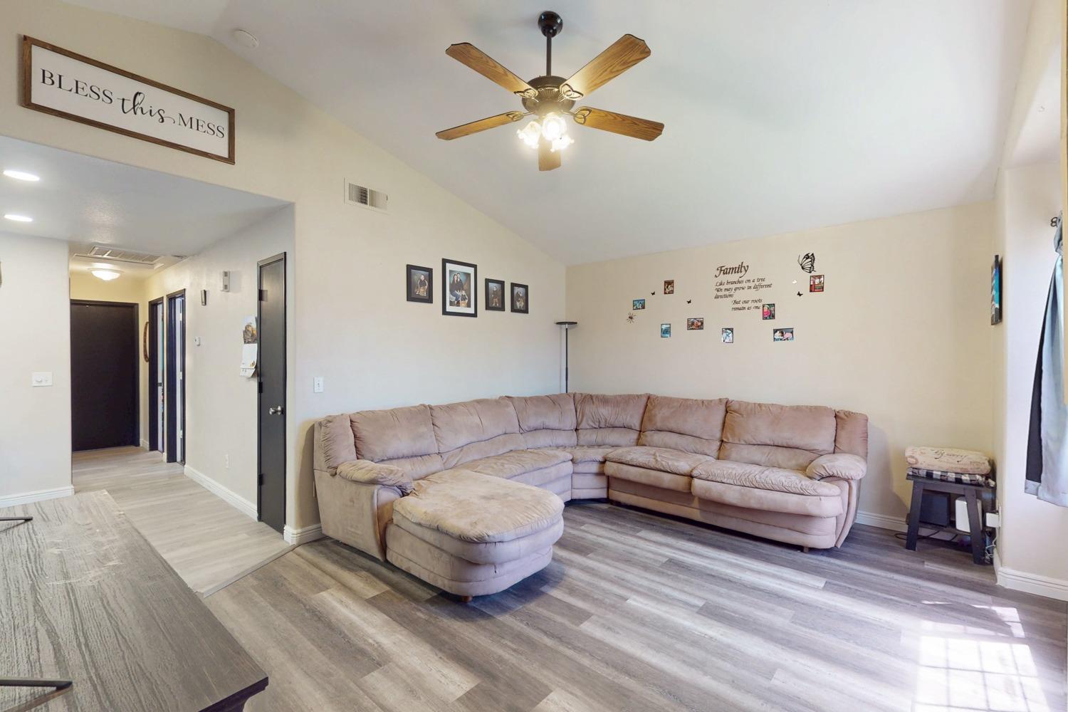 Detail Gallery Image 7 of 41 For 3003 Corinne Ct, Live Oak,  CA 95953 - 3 Beds | 2 Baths