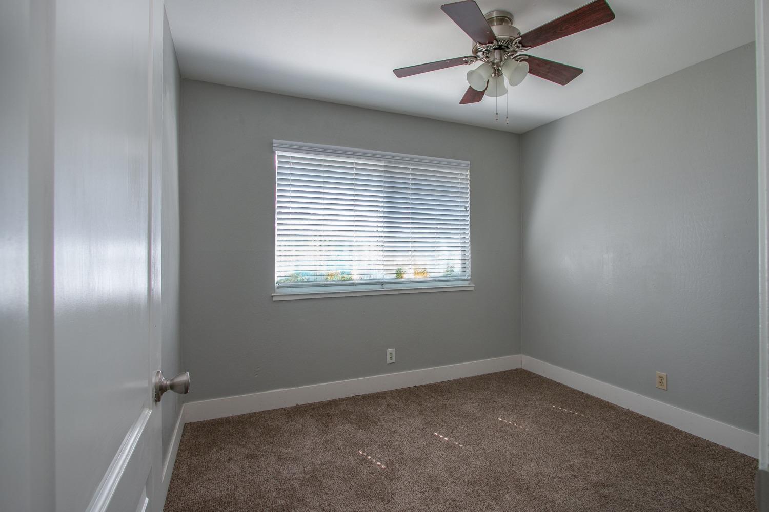 Detail Gallery Image 14 of 33 For 8449 Juglans Dr, Orangevale,  CA 95662 - 3 Beds | 2 Baths