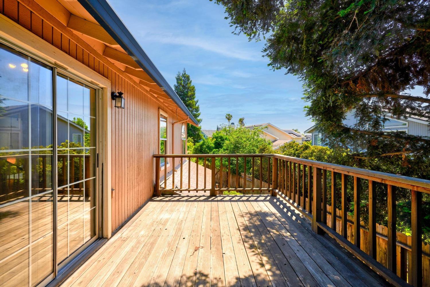 Detail Gallery Image 25 of 48 For 1171 Hidden Meadow, Manteca,  CA 95337 - 5 Beds | 3 Baths