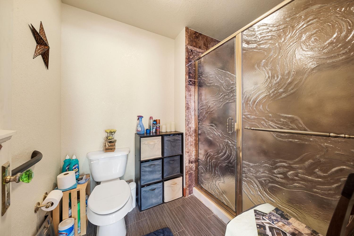 Detail Gallery Image 31 of 89 For 14001 Surrey Junction Ln, Sutter Creek,  CA 95685 - 3 Beds | 2/1 Baths
