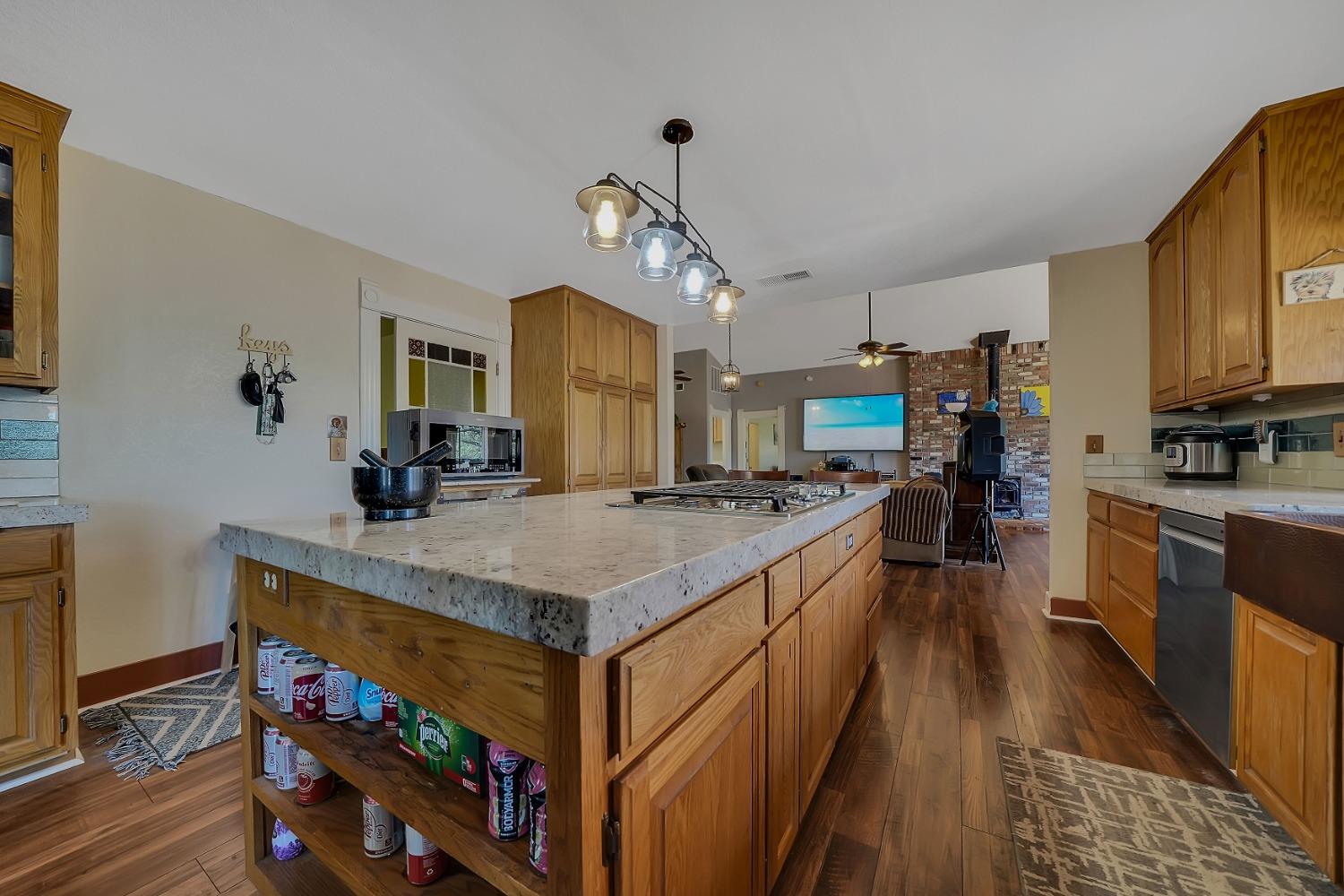 Detail Gallery Image 22 of 89 For 14001 Surrey Junction Ln, Sutter Creek,  CA 95685 - 3 Beds | 2/1 Baths
