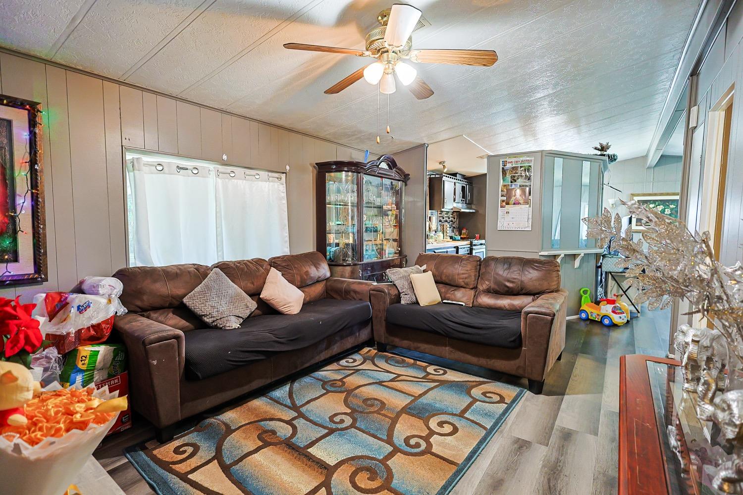 Detail Gallery Image 9 of 16 For 3950 Mack Rd 129, Sacramento,  CA 95823 - 3 Beds | 2 Baths