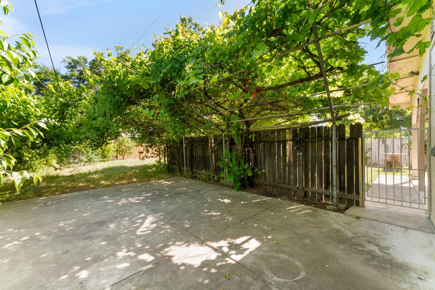 Detail Gallery Image 84 of 84 For 8905 Fredric, Sacramento,  CA 95826 - 4 Beds | 3 Baths