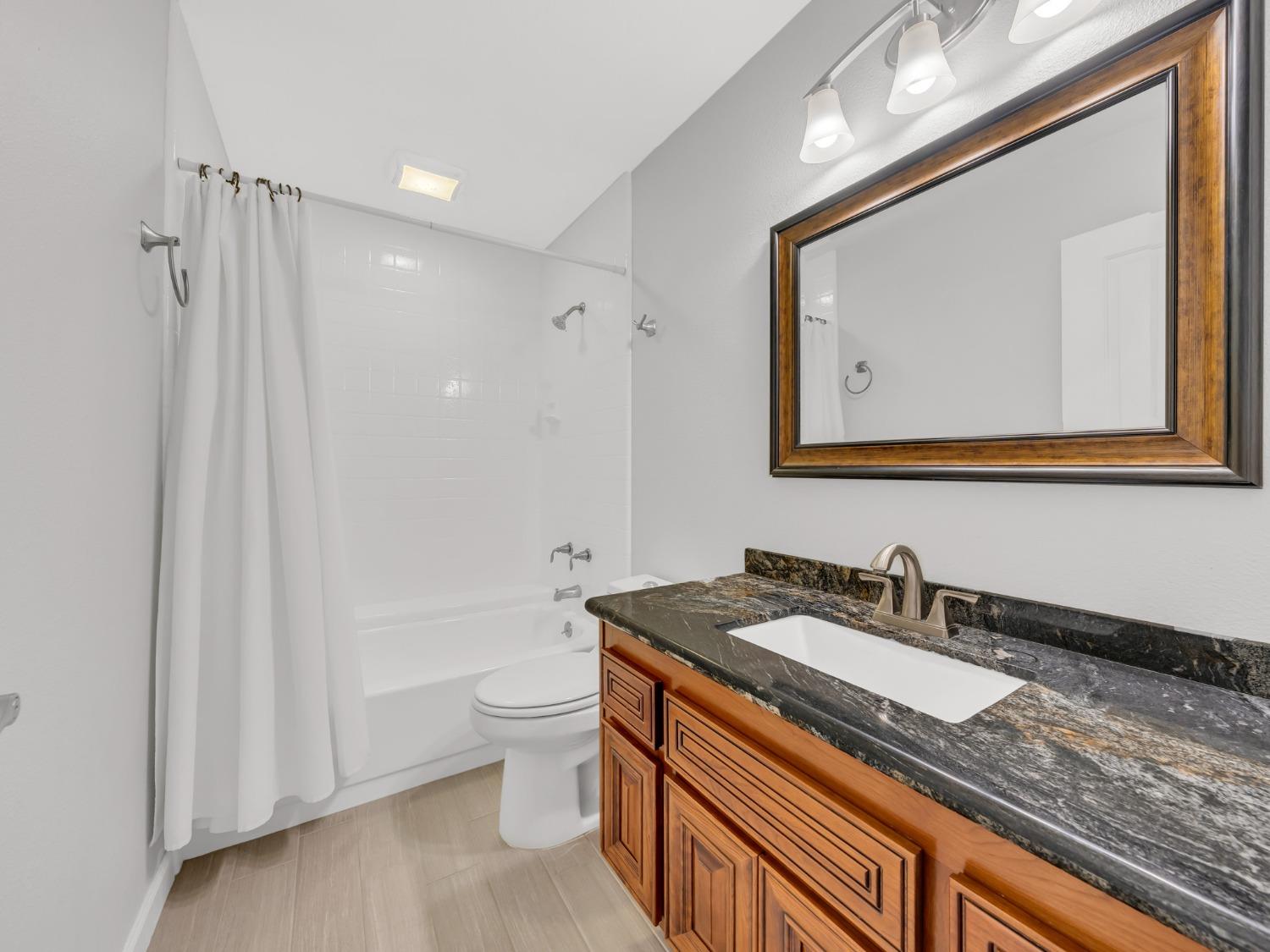 Detail Gallery Image 37 of 49 For 11303 Gold Country Blvd, Gold River,  CA 95670 - 3 Beds | 2/1 Baths