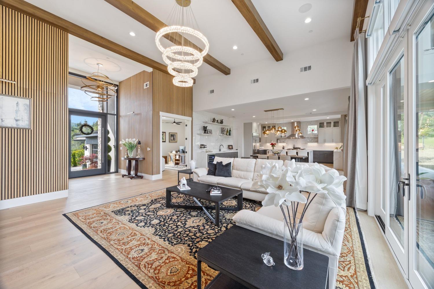 Detail Gallery Image 8 of 64 For 2056 Long View Dr, Meadow Vista,  CA 95722 - 4 Beds | 5/1 Baths