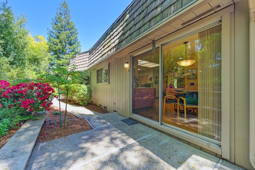 Lowland Court, Carmichael, California image 44