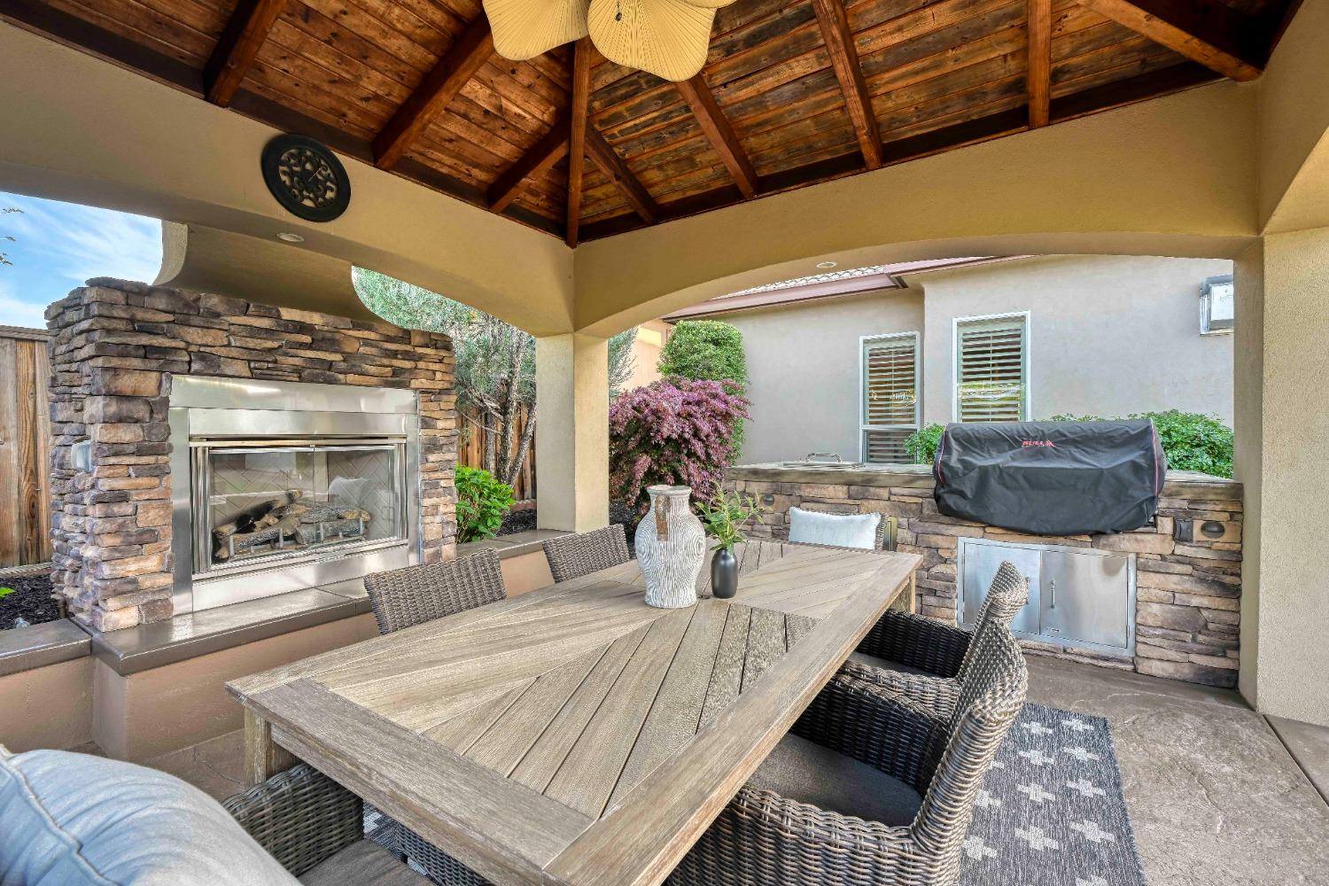 Detail Gallery Image 18 of 60 For 109 Roberts Pl, Roseville,  CA 95661 - 4 Beds | 3 Baths
