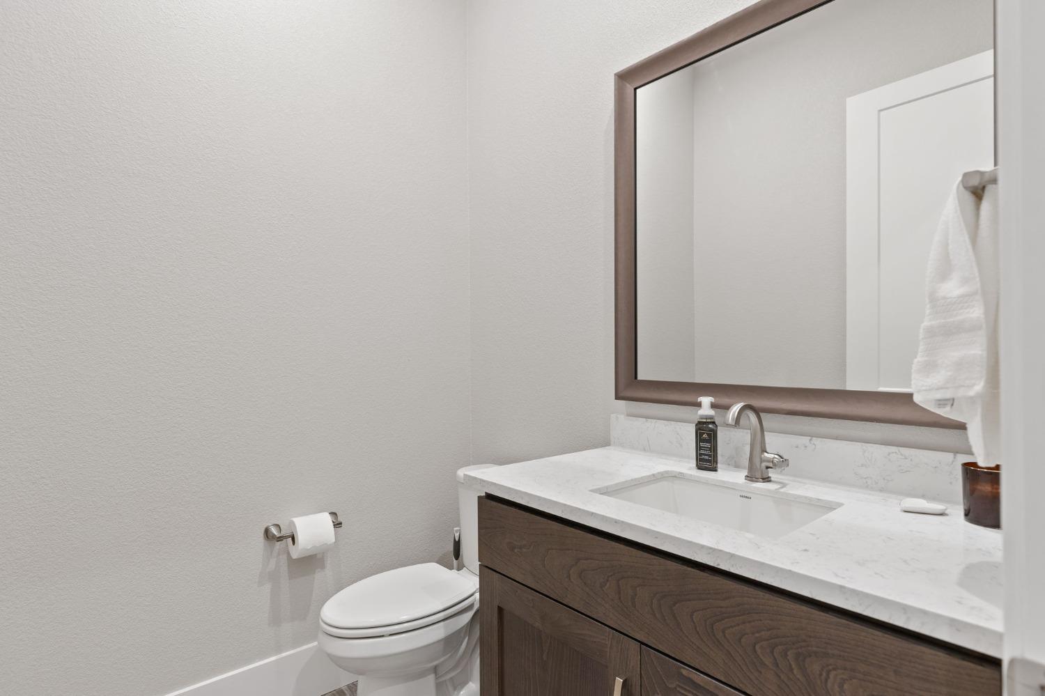 Detail Gallery Image 43 of 83 For 5125 Turnberry Dr, Lincoln,  CA 95648 - 5 Beds | 4/1 Baths