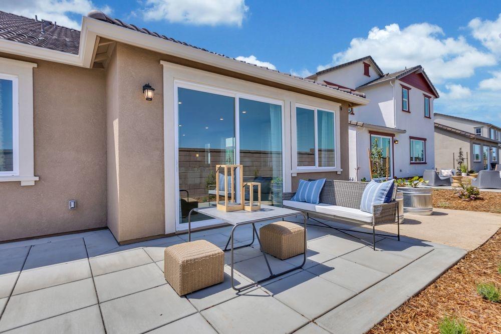 Detail Gallery Image 8 of 38 For 4296 Gibbous Dr, Folsom,  CA 95630 - 4 Beds | 3 Baths