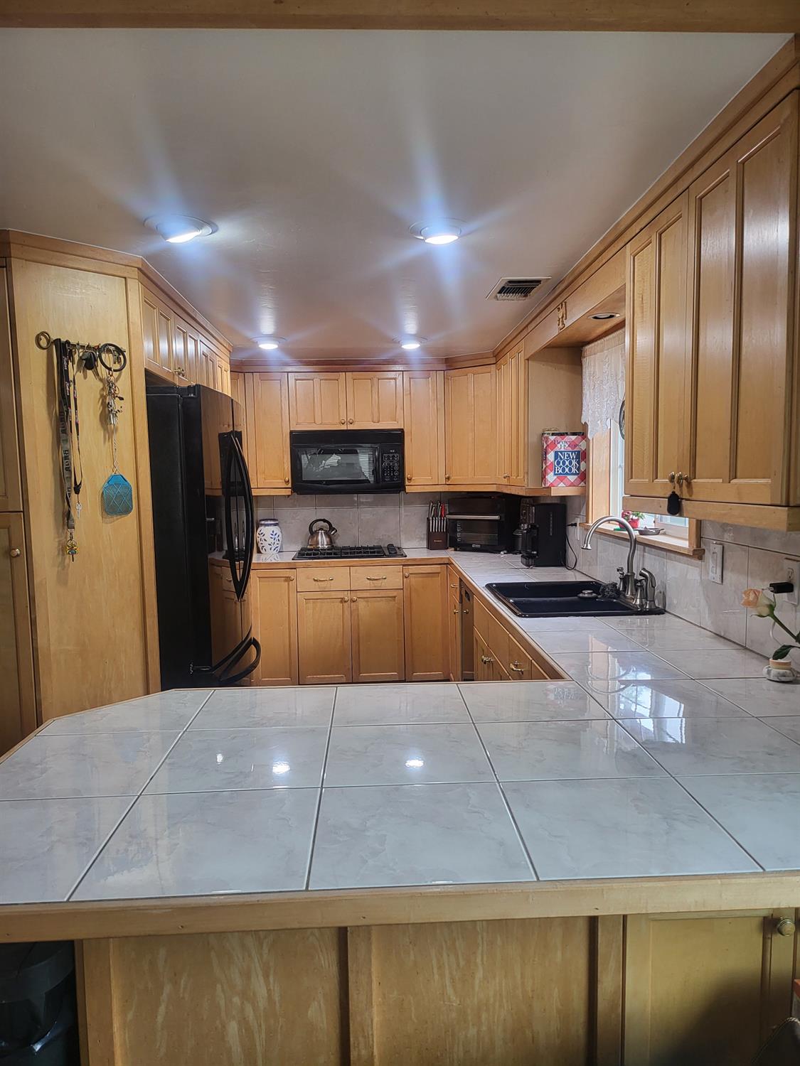 Detail Gallery Image 10 of 30 For 4380 French Creek Rd, Shingle Springs,  CA 95682 - 3 Beds | 2 Baths