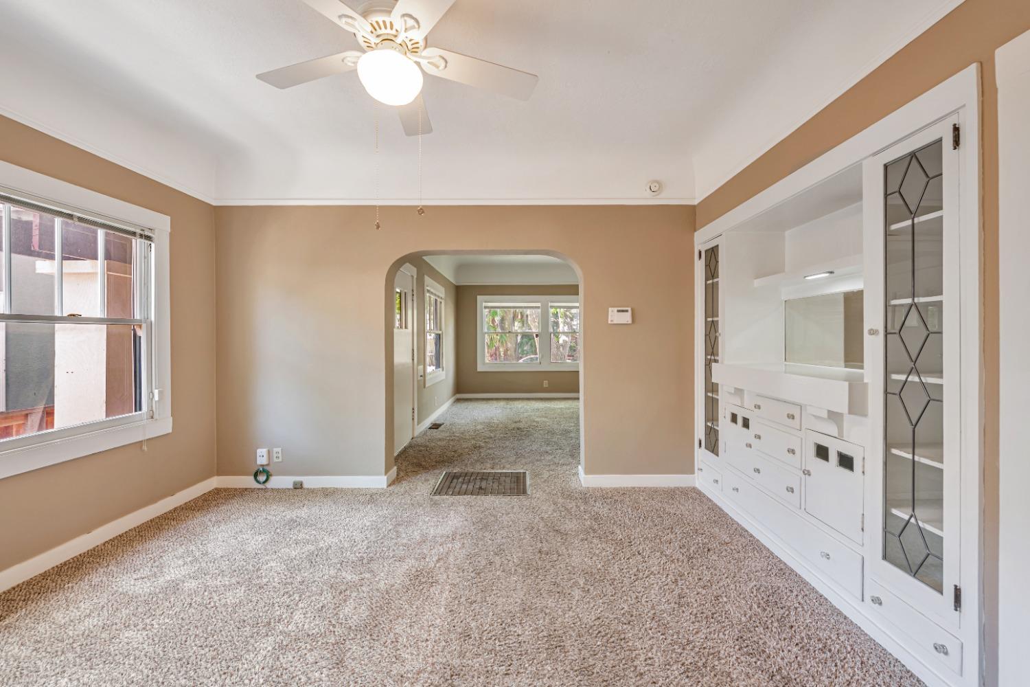41st Street, Sacramento, California image 9