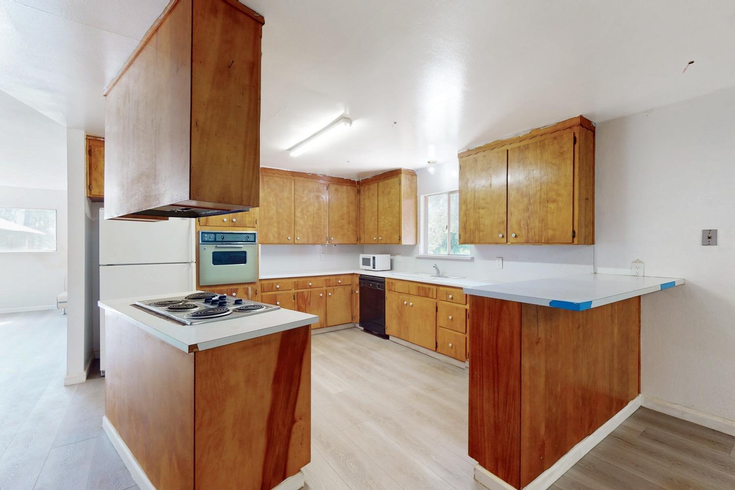 Detail Gallery Image 24 of 82 For 633 Cox Ln, Oroville,  CA 95965 - 3 Beds | 1/1 Baths