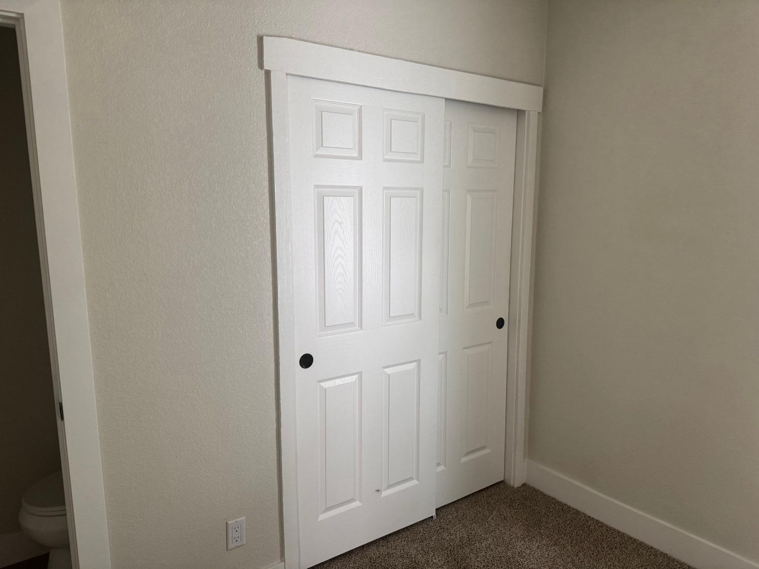 Detail Gallery Image 13 of 22 For 3138 San Diego Way, Sacramento,  CA 95820 - 4 Beds | 1/1 Baths