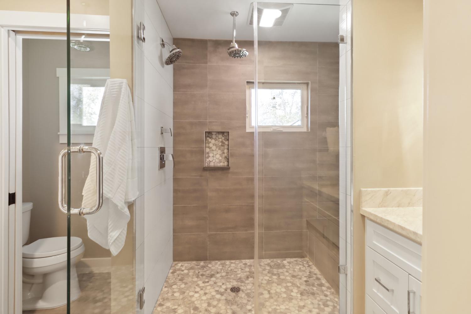Detail Gallery Image 37 of 58 For 2011 Fat Aly, Sacramento,  CA 95811 - 3 Beds | 2/2 Baths