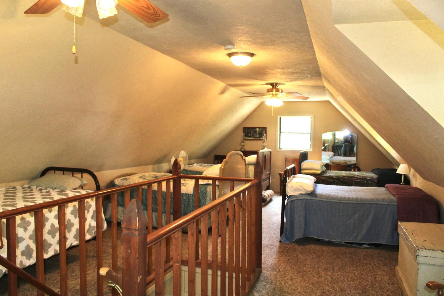 Detail Gallery Image 13 of 17 For 17 Squirrel Hollow, Sierra City,  CA 96125 - 3 Beds | 1 Baths