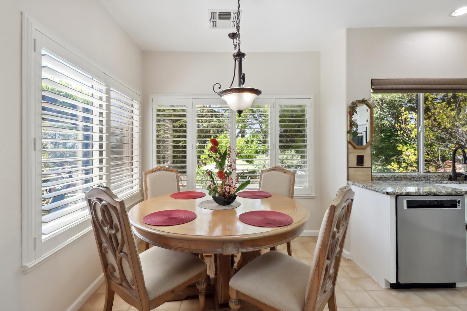 Detail Gallery Image 28 of 99 For 204 Davies Ct, Folsom,  CA 95630 - 4 Beds | 2/1 Baths
