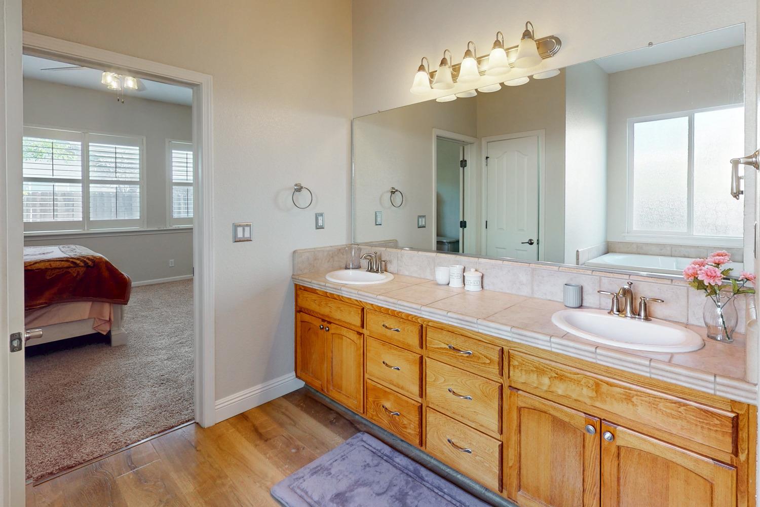 Detail Gallery Image 52 of 73 For 1918 Heidi Way, Yuba City,  CA 95993 - 4 Beds | 3 Baths