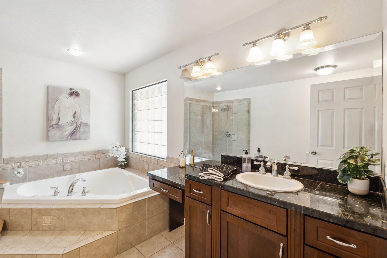 Detail Gallery Image 14 of 34 For 497 Washington Irving Dr, Colfax,  CA 95713 - 4 Beds | 2 Baths