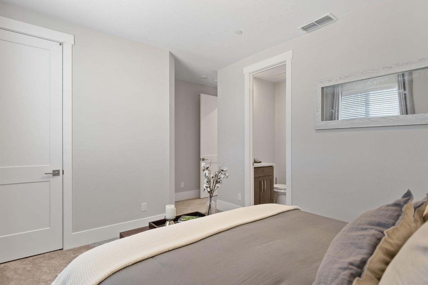 Detail Gallery Image 35 of 83 For 5125 Turnberry Dr, Lincoln,  CA 95648 - 5 Beds | 4/1 Baths
