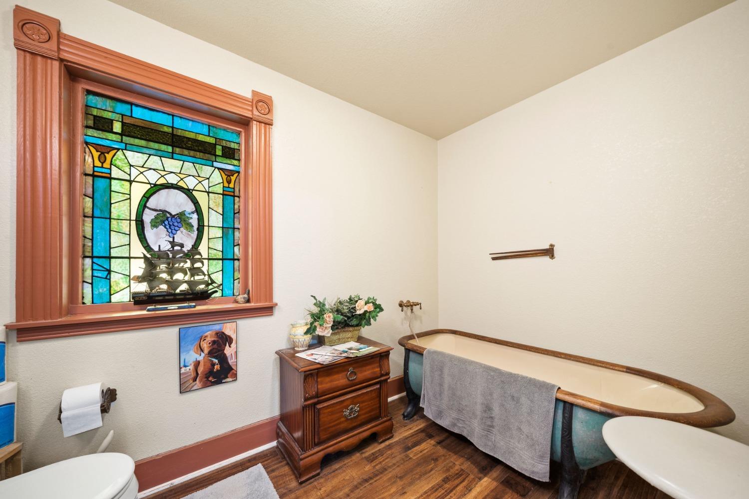 Detail Gallery Image 33 of 89 For 14001 Surrey Junction Ln, Sutter Creek,  CA 95685 - 3 Beds | 2/1 Baths
