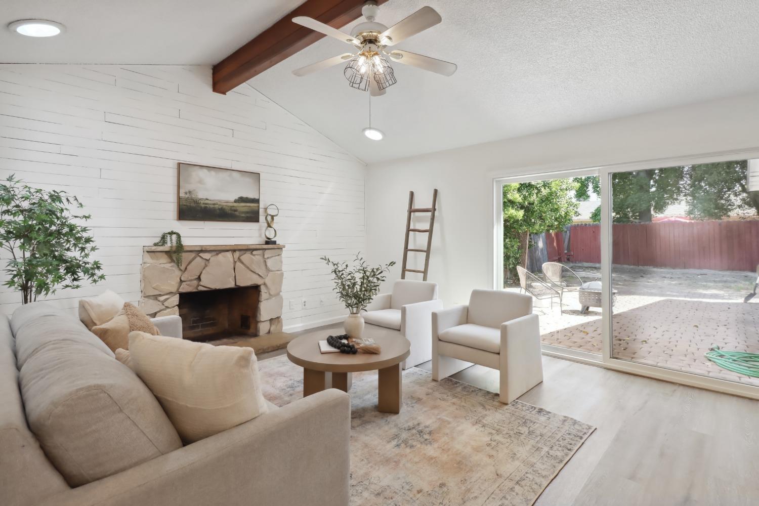Detail Gallery Image 11 of 38 For 2888 Baronet Way, Sacramento,  CA 95833 - 4 Beds | 2 Baths