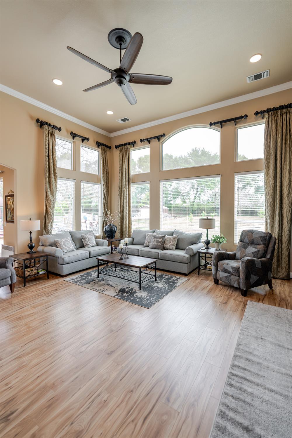 Detail Gallery Image 25 of 75 For 8400 Hallwood Blvd, Marysville,  CA 95901 - 4 Beds | 2/1 Baths