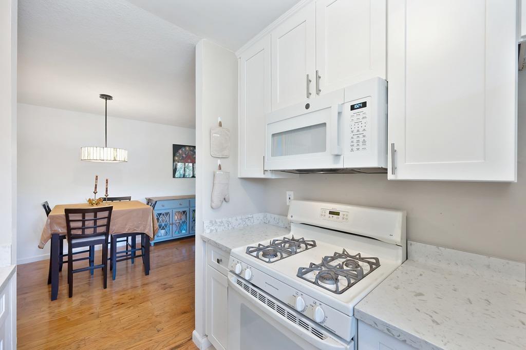 Photo #22: 225061290 Listing: Photo #22