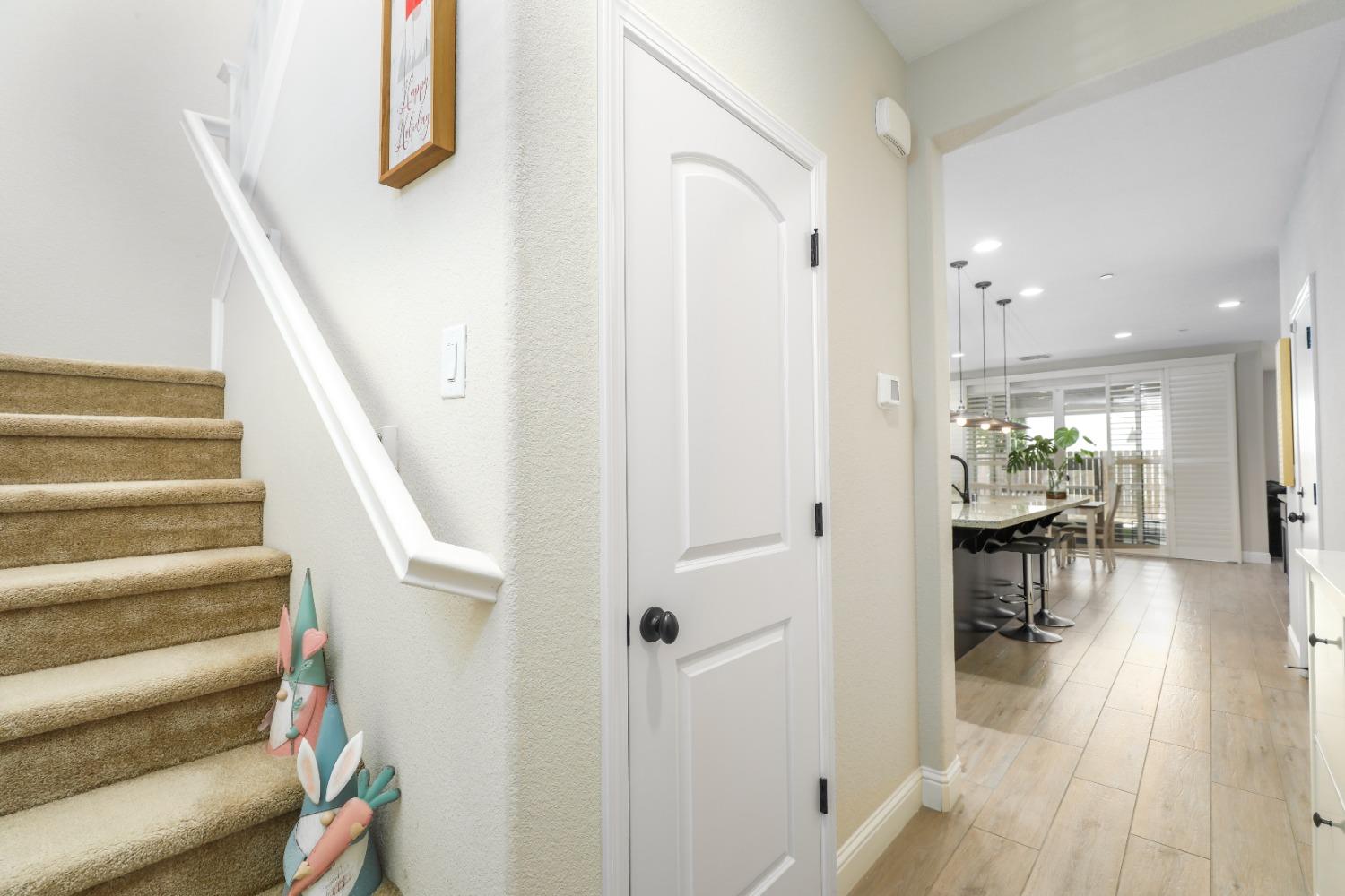 Detail Gallery Image 20 of 48 For 8417 Everson Ln, Elk Grove,  CA 95758 - 4 Beds | 3 Baths