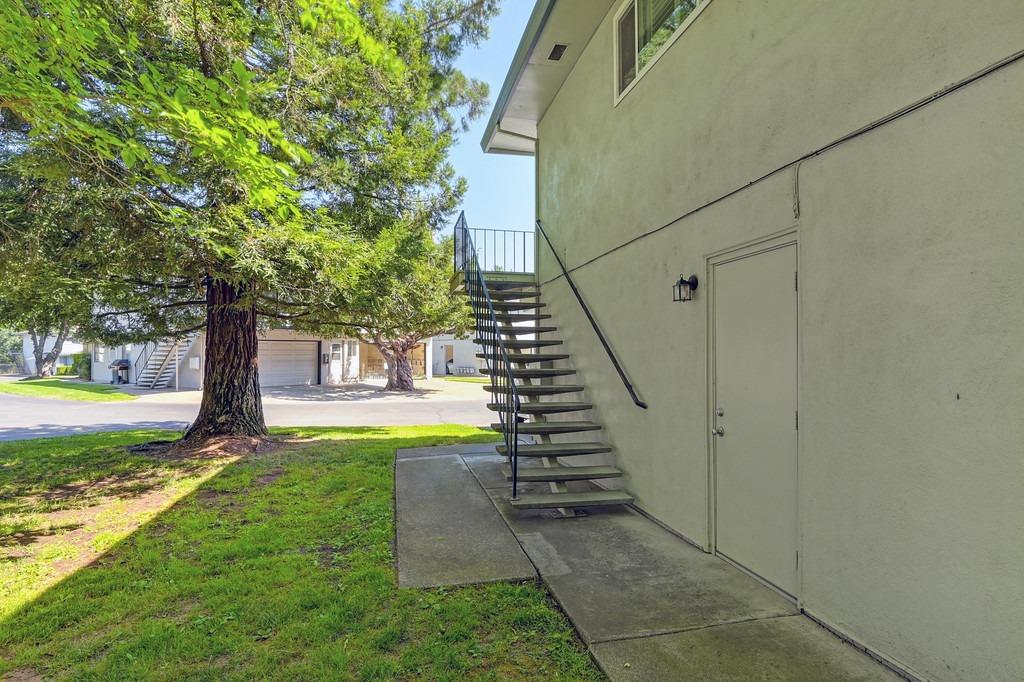 Photo #3: 225061290 Listing 