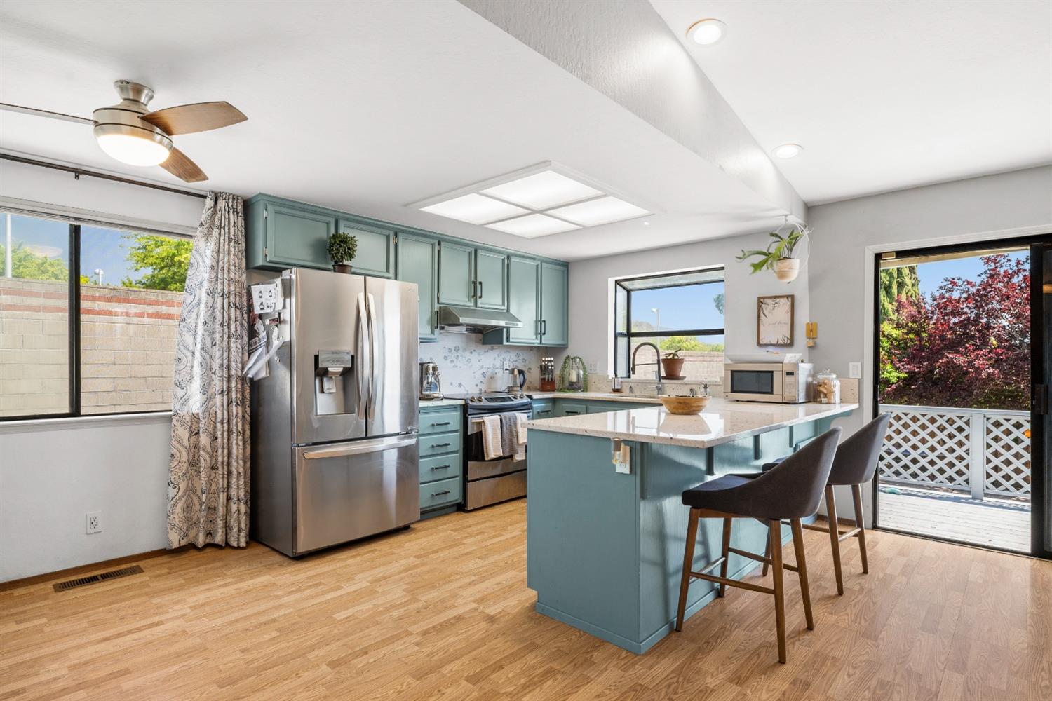 Detail Gallery Image 15 of 44 For 3636 Dormer Ave, Concord,  CA 94519 - 3 Beds | 2 Baths