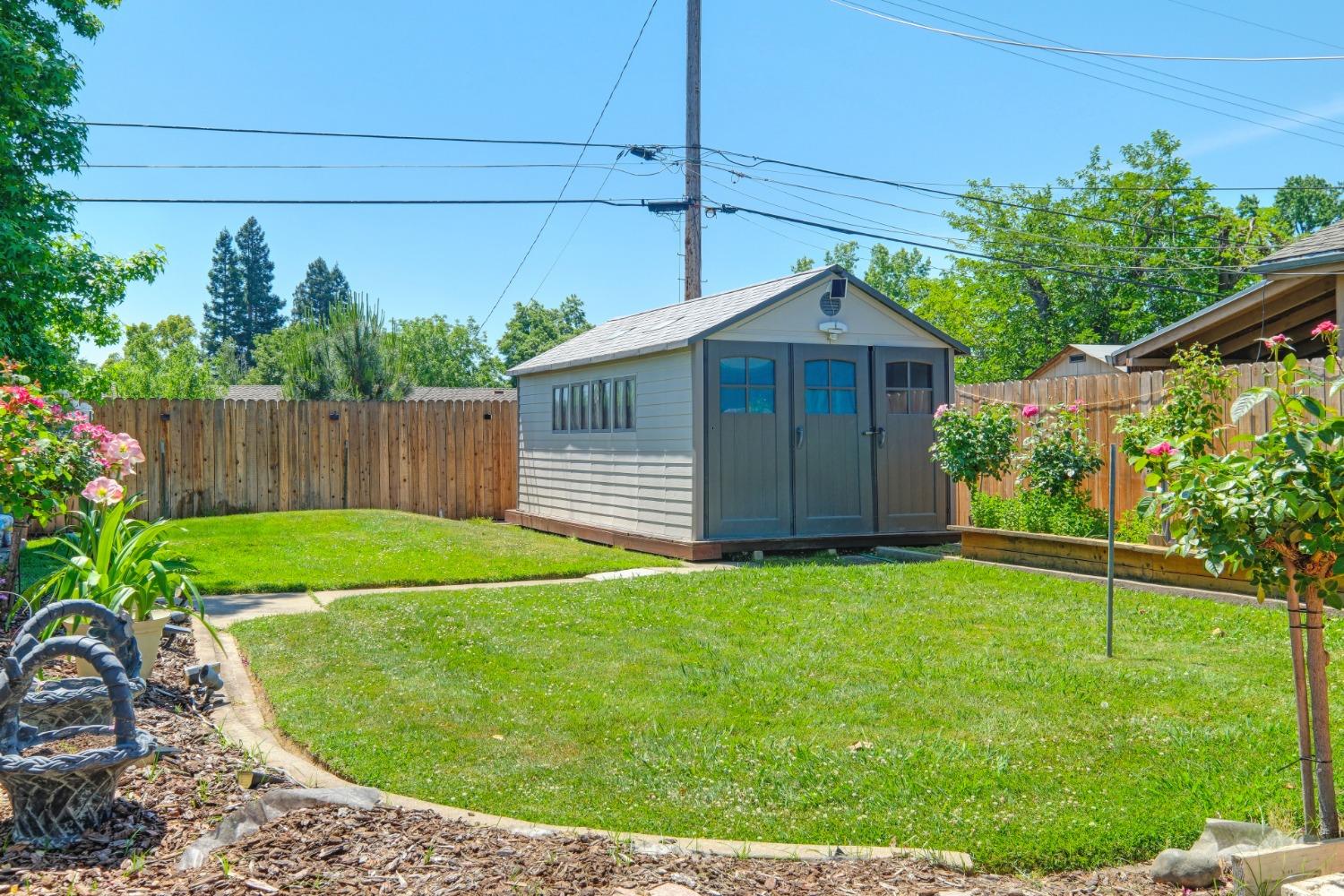 San Ysidro Way, Sacramento, California image 41