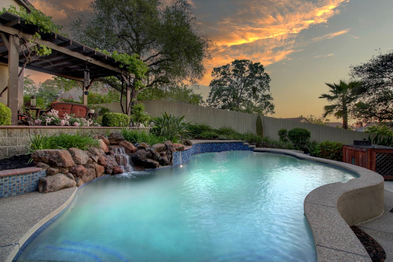 Detail Gallery Image 88 of 99 For 204 Davies Ct, Folsom,  CA 95630 - 4 Beds | 2/1 Baths
