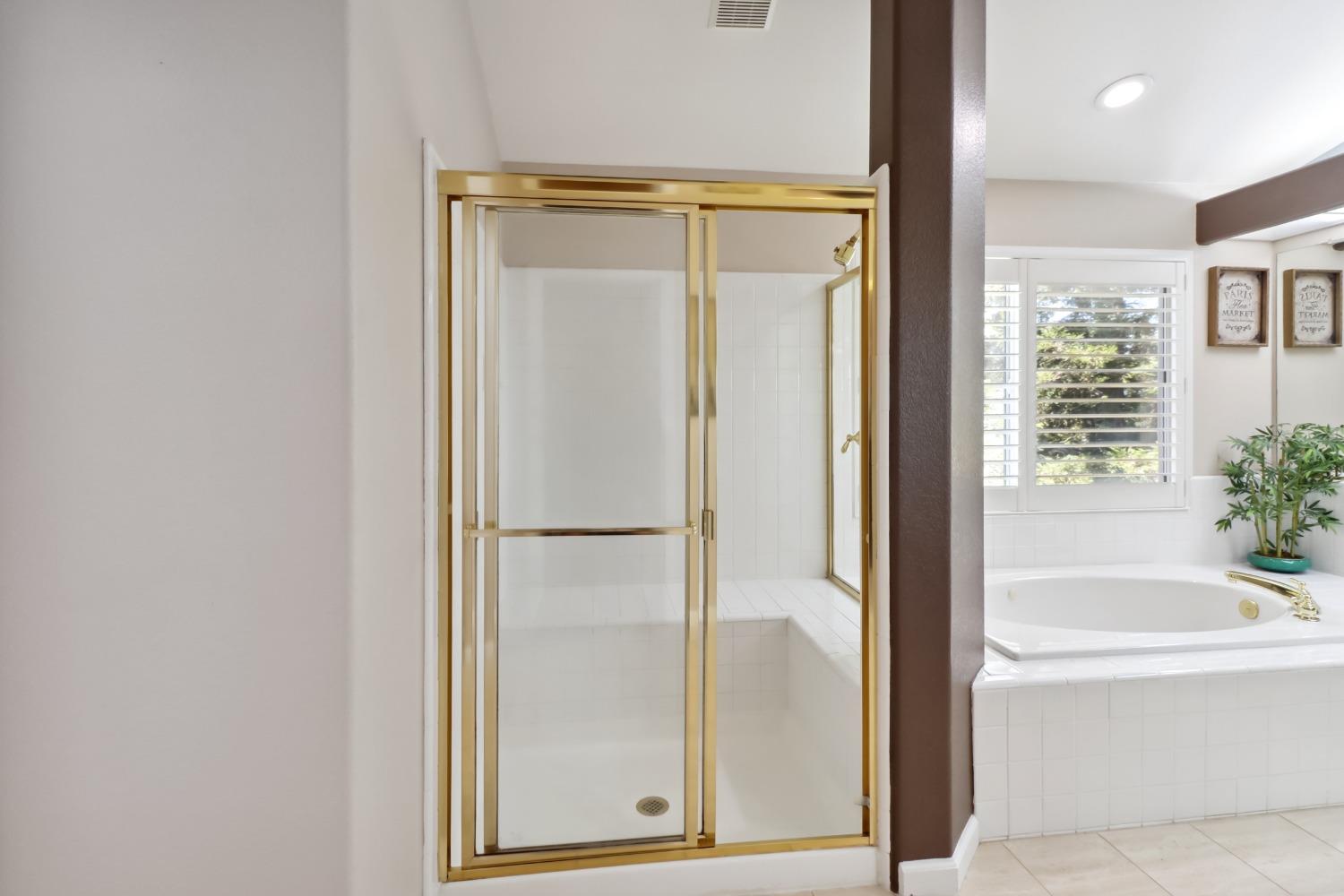 Detail Gallery Image 44 of 99 For 204 Davies Ct, Folsom,  CA 95630 - 4 Beds | 2/1 Baths