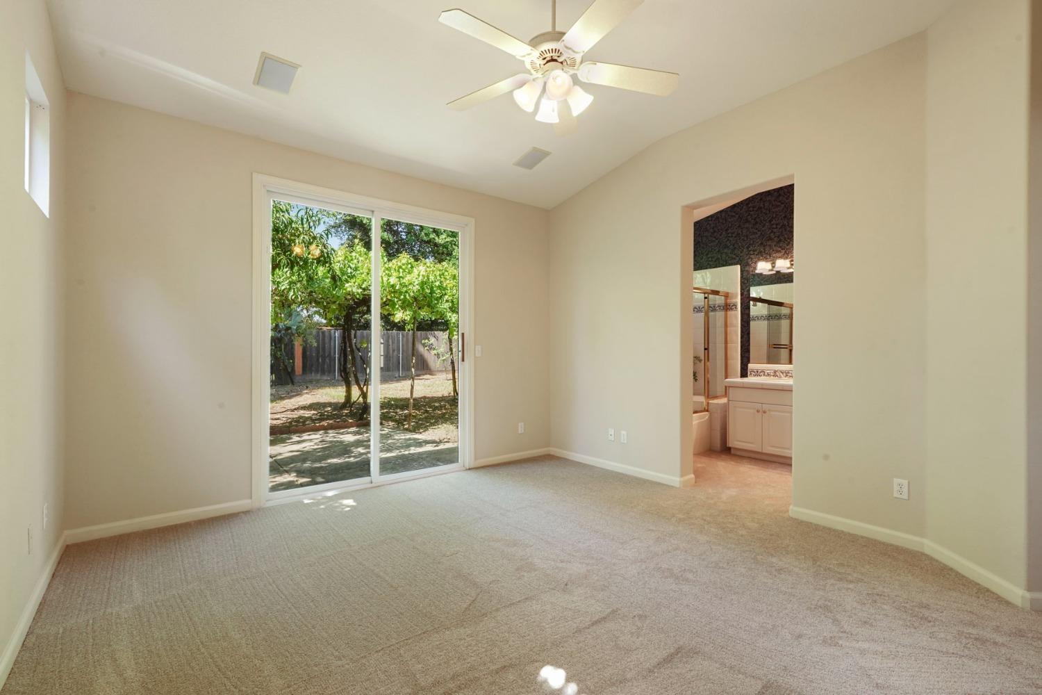 Detail Gallery Image 32 of 48 For 2607 W Elm St, Lodi,  CA 95242 - 3 Beds | 2 Baths