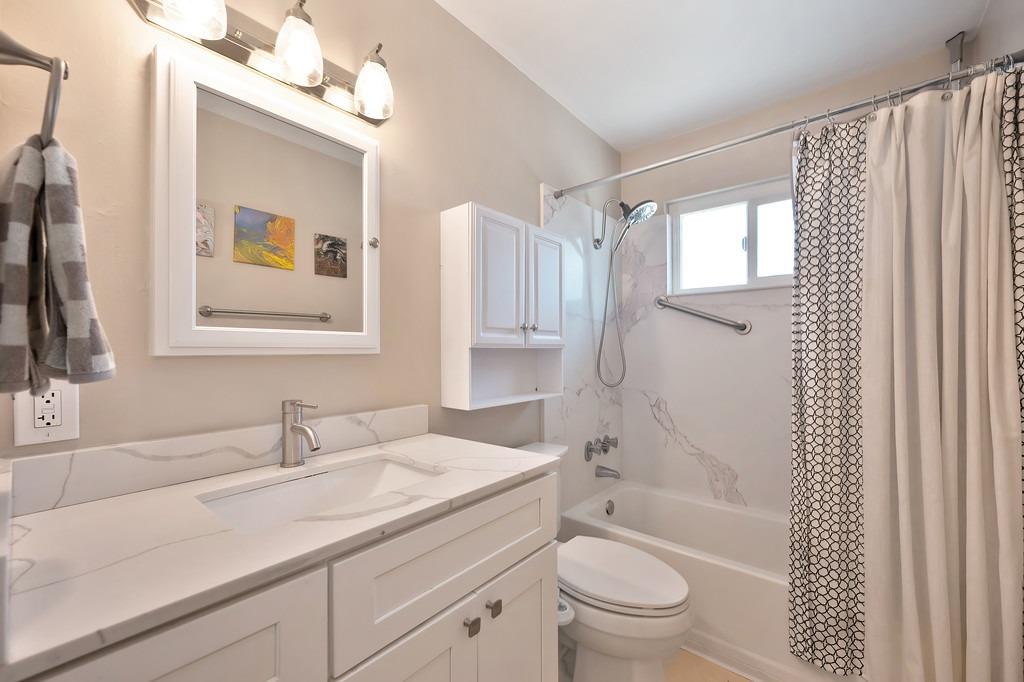 Photo #24: 225061290 Listing: Photo #24
