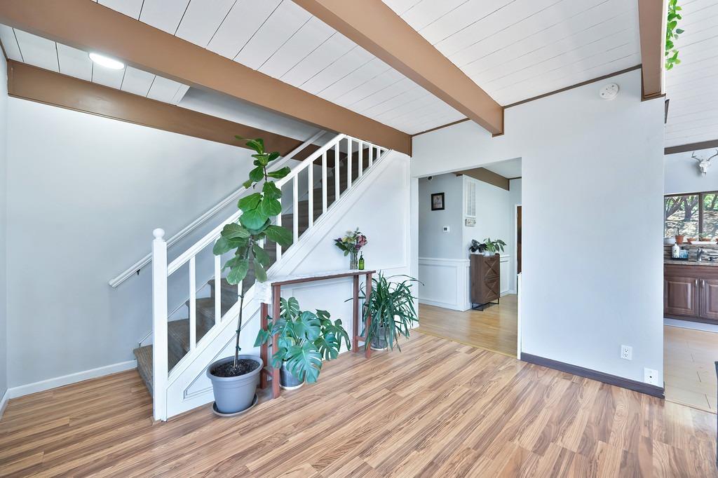 Detail Gallery Image 11 of 48 For 6202 Green Ridge Dr, Foresthill,  CA 95631 - 3 Beds | 2/1 Baths