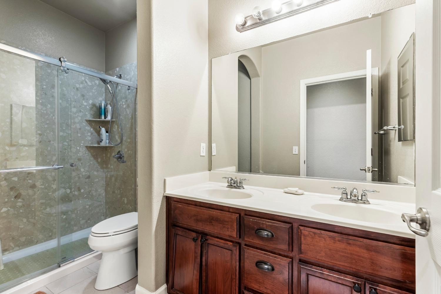 Detail Gallery Image 22 of 25 For 2825 Bullion Ct, Riverbank,  CA 95367 - 4 Beds | 2/1 Baths