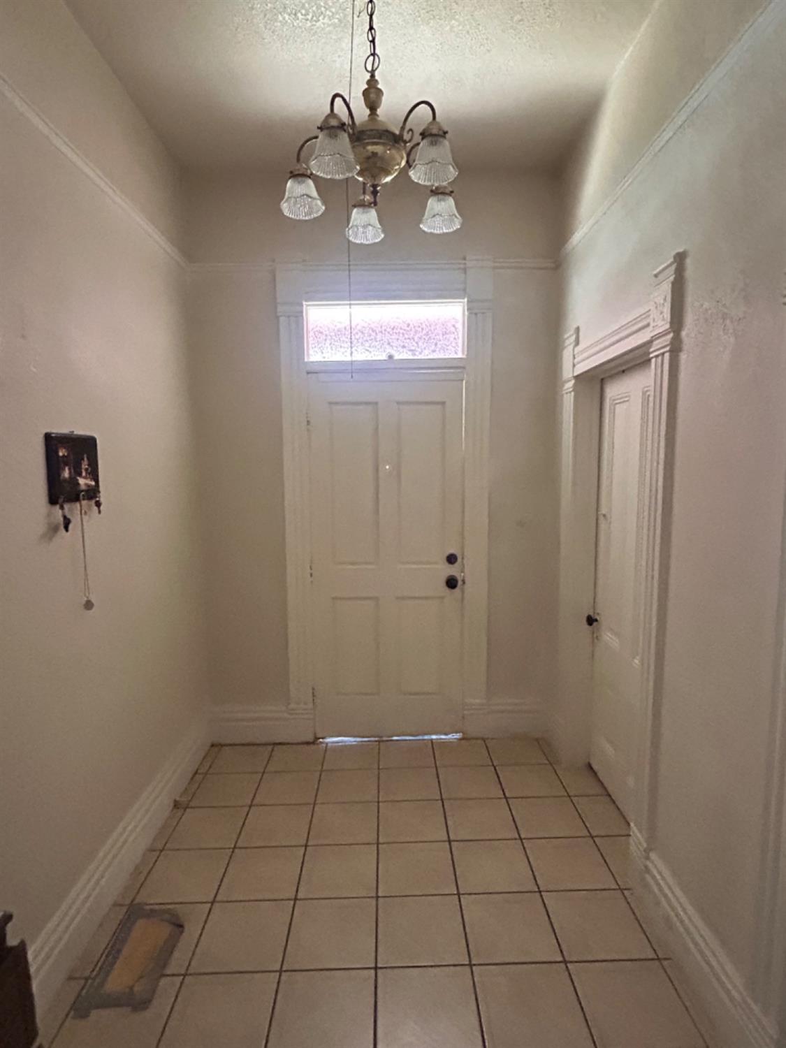 Detail Gallery Image 23 of 38 For 107 E 9th St, Tracy,  CA 95376 - 3 Beds | 2 Baths